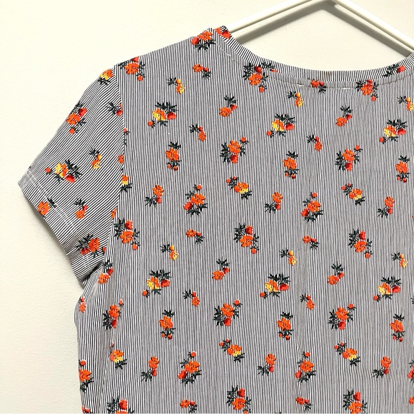 🔥 ASOS blue white striped red floral ruffle hem peplum short sleeve top - Picture 16 of 16